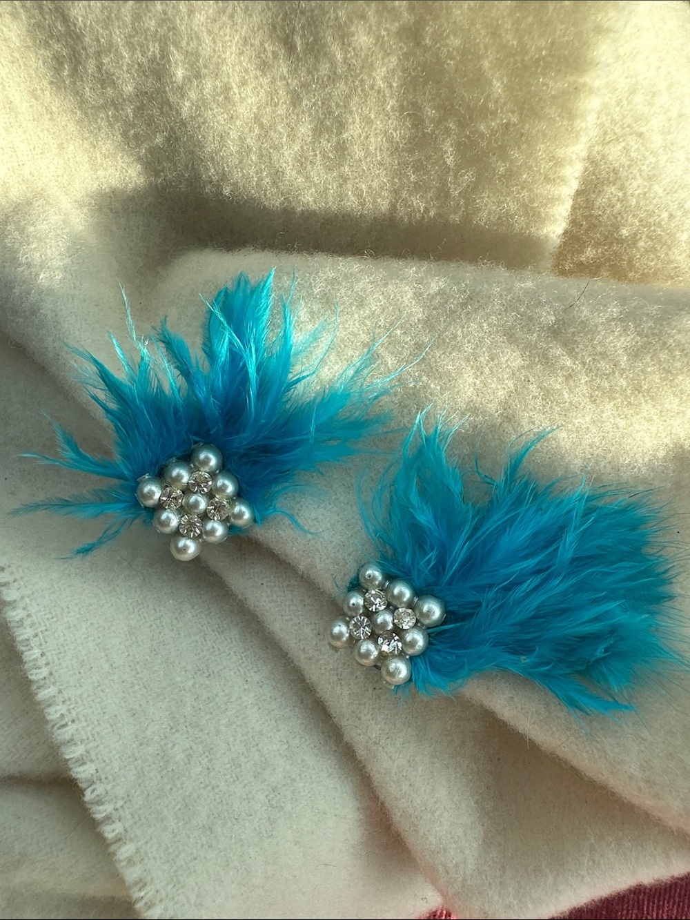 Teal Feather Faux Pearl Cluster Clip-On Earrings